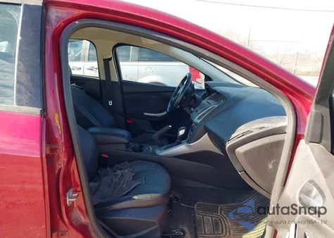 2014 Ford Focus Se из США, поврежденный, VIN 1FADP3K24EL281454